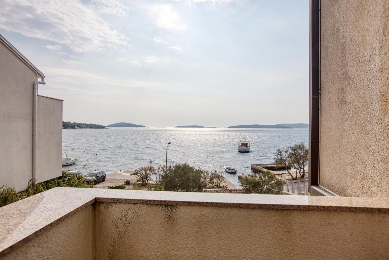Apartments By The Sea Brodarica, Sibenik - 13615 Екстер'єр фото