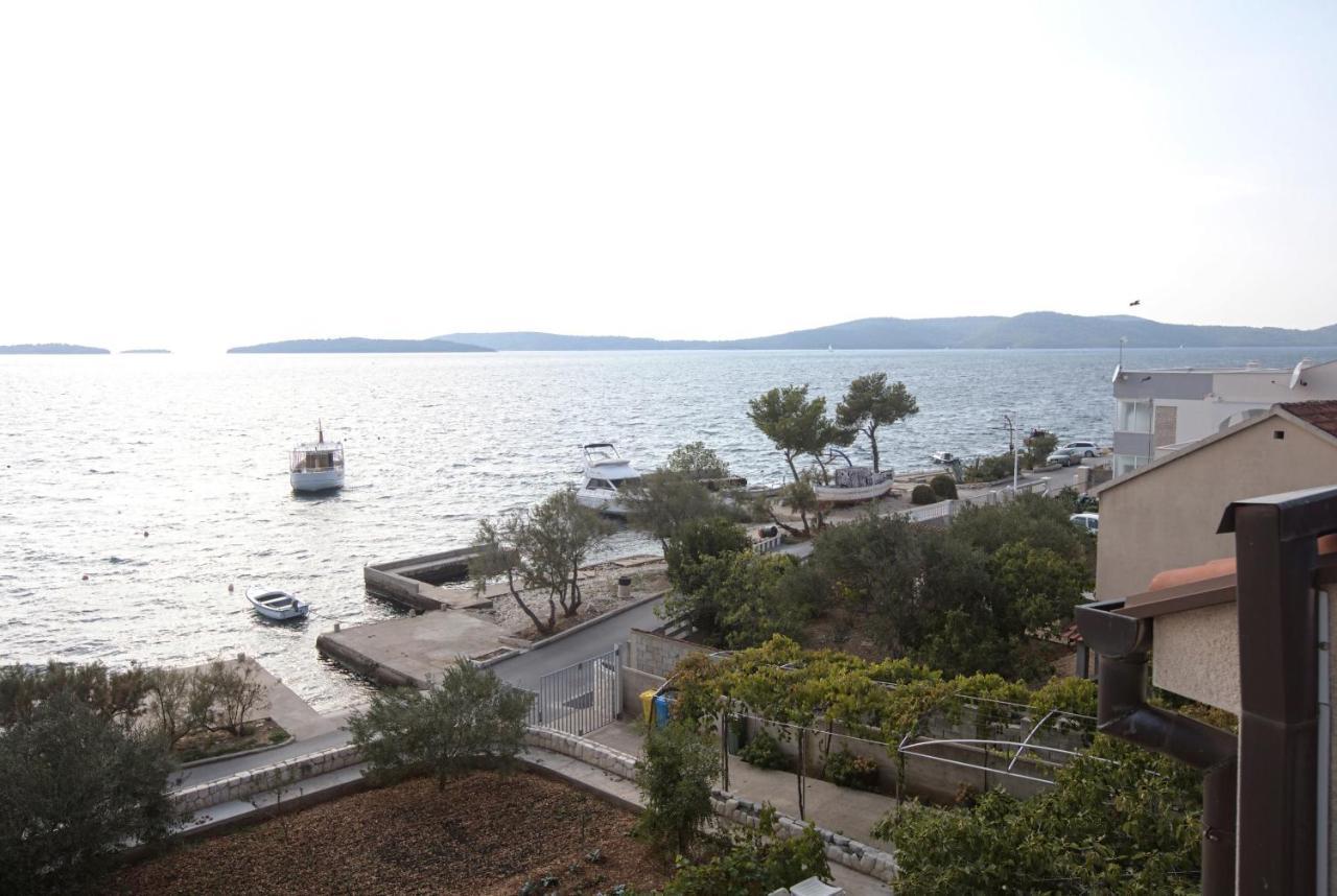 Apartments By The Sea Brodarica, Sibenik - 13615 Екстер'єр фото